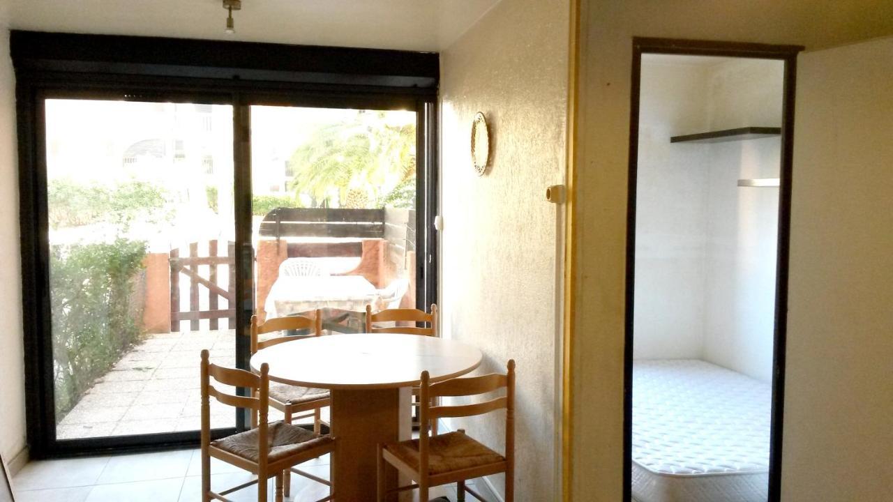 Appartement Charmant A Canet En Roussillon 36 M² Piscine Partagee Екстер'єр фото