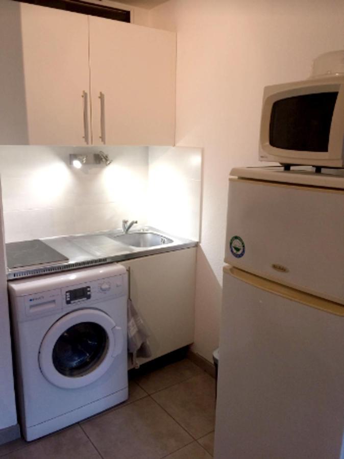 Appartement Charmant A Canet En Roussillon 36 M² Piscine Partagee Екстер'єр фото